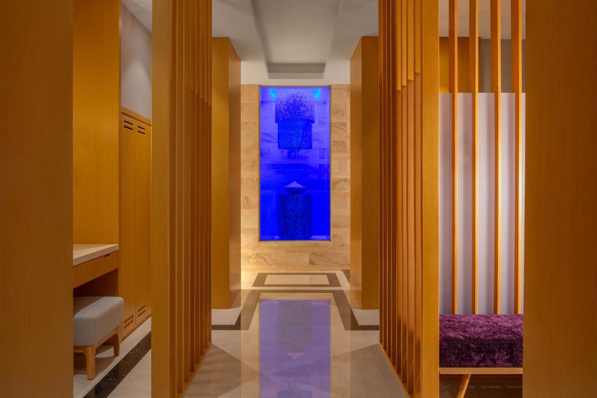 Hyatt Regency Riyadh Olaya Екстериор снимка The spa at The Westin