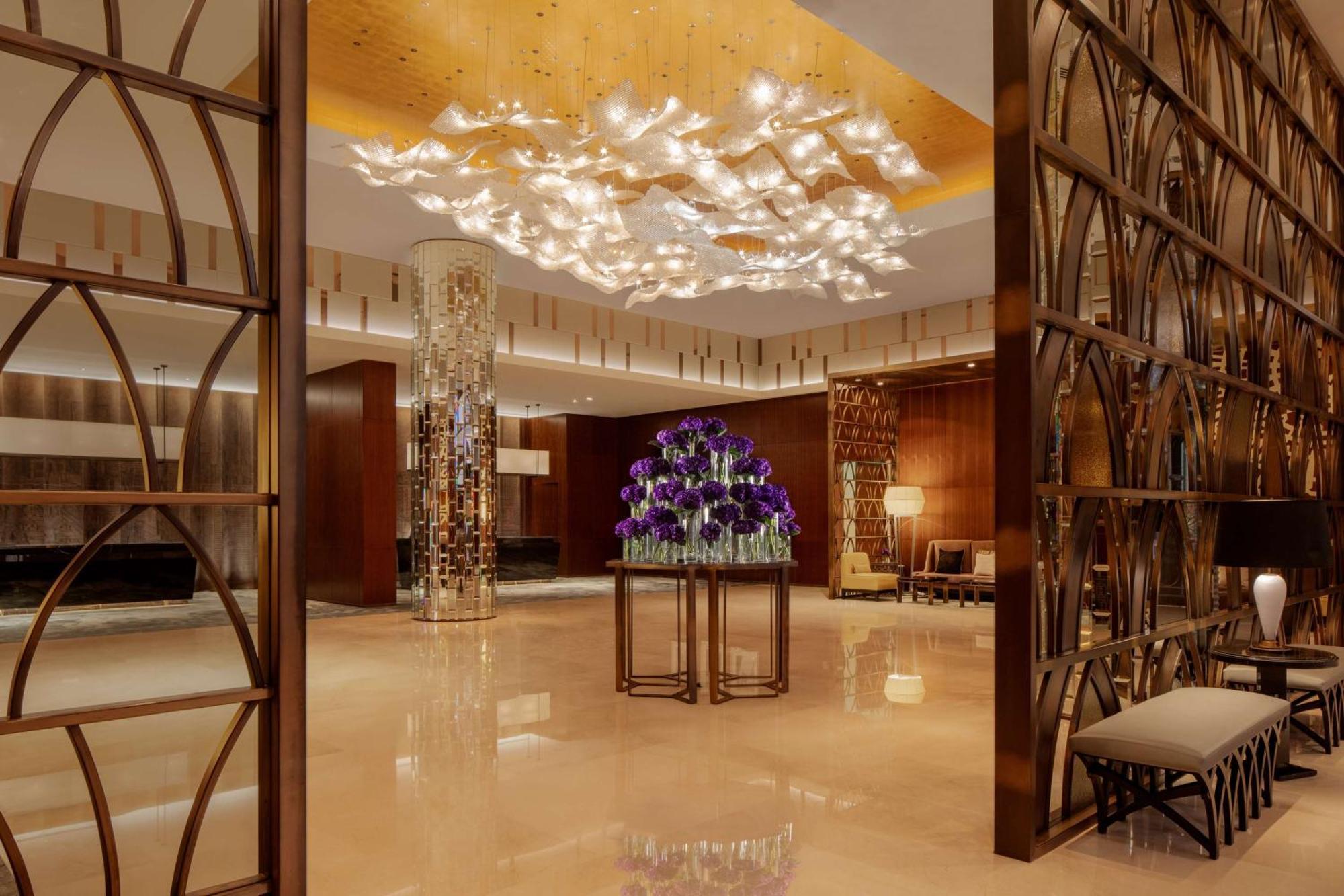 Hyatt Regency Riyadh Olaya Екстериор снимка The lobby of the hotel