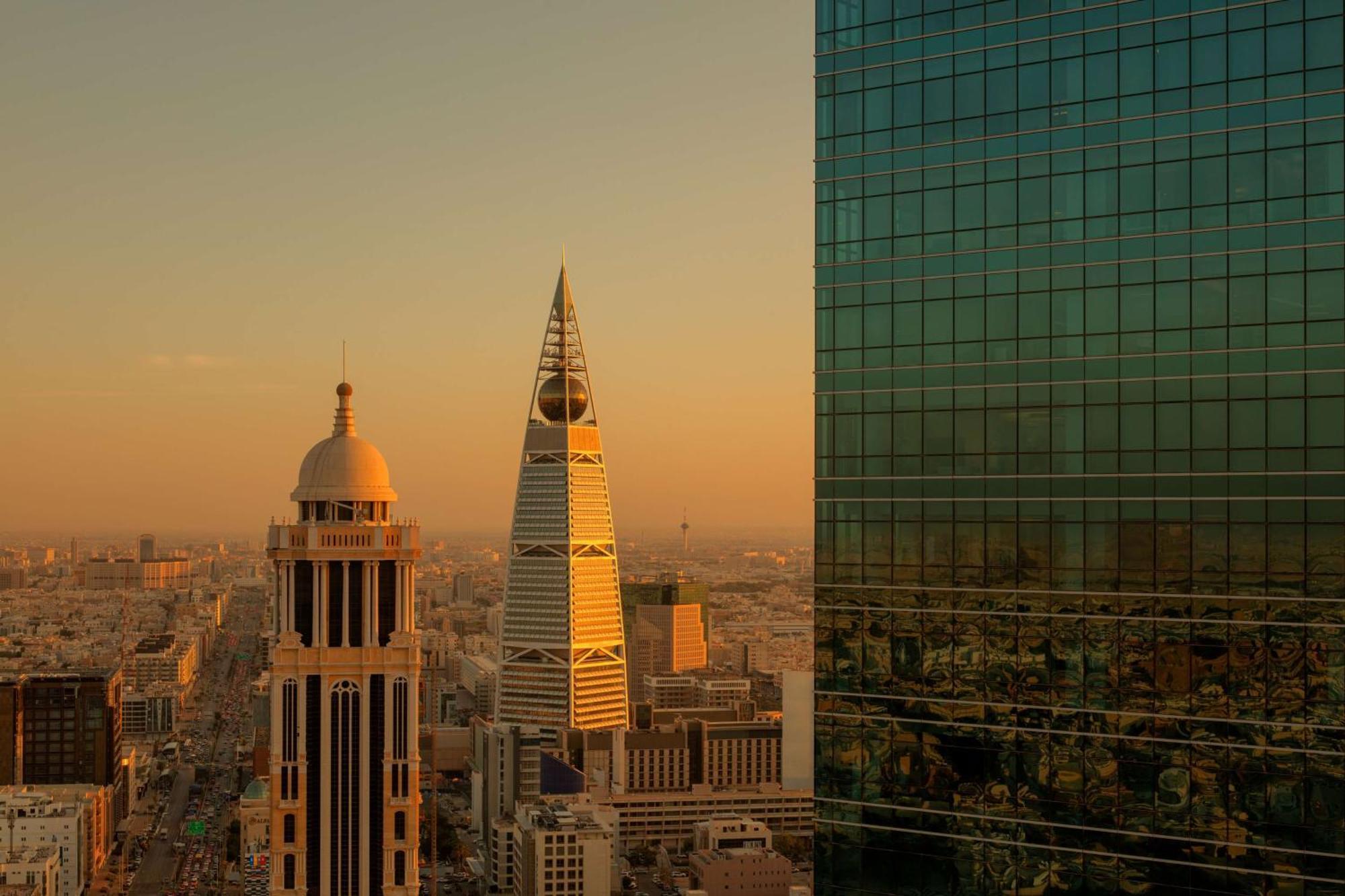 Hyatt Regency Riyadh Olaya Екстериор снимка Kingdom Centre, Riyadh